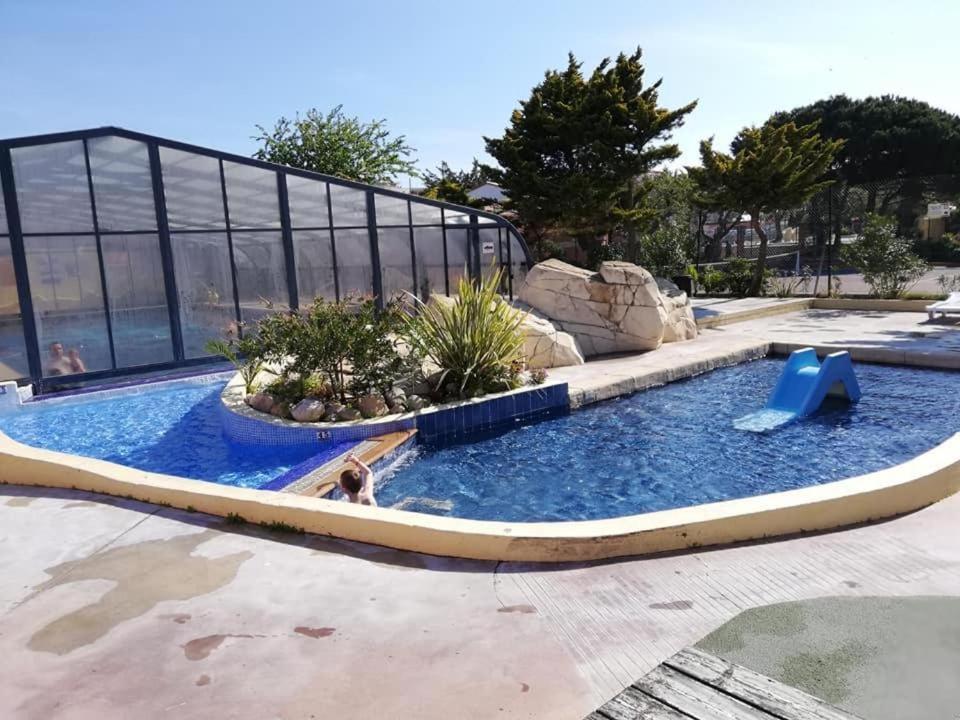 Coco - Camping Le Mar Estang 카네트 외부 사진